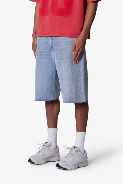 Baggy-Cut-Off-Denim-Shorts-Light-Blue-3_600x600.jpg