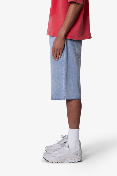Baggy-Cut-Off-Denim-Shorts-Light-Blue-4_600x600.jpg