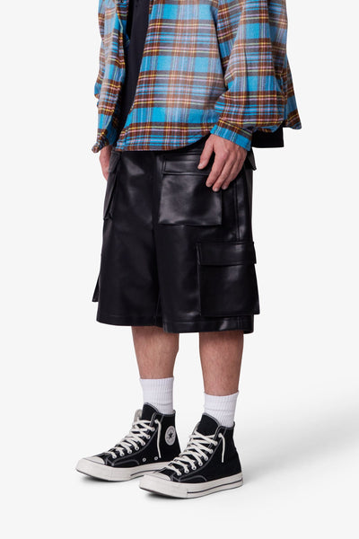 Baggy-Leather-Cargo-Shorts-Black-3_59818f6f_600x600.jpg