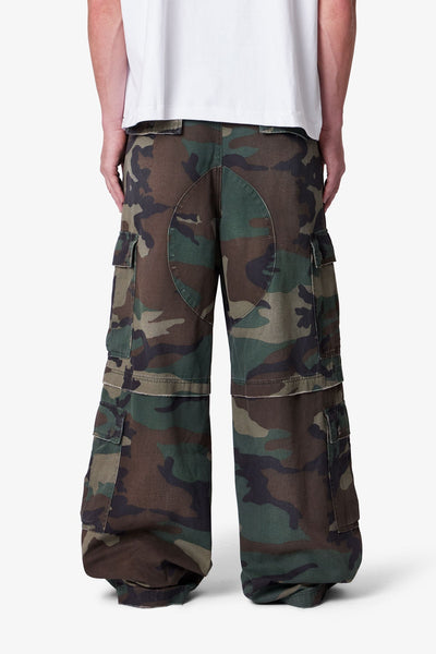 Baggy-Rave-Cargo-Pants-Camo-5_600x600.jpg