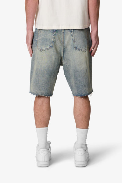 Baggy-Ripped-Denim-Shorts-Vintage-Blue-5_600x600.jpg
