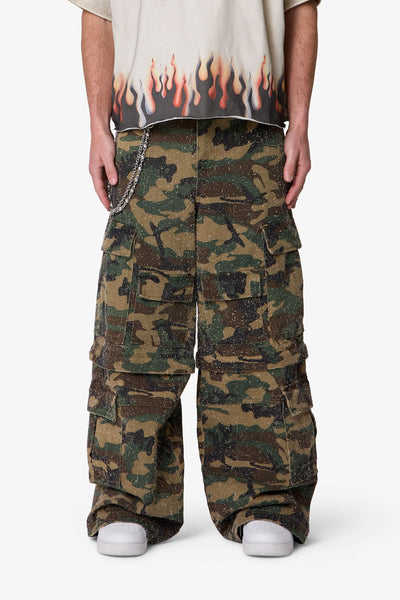 Distressed Rave Cargo Pants - Camo
