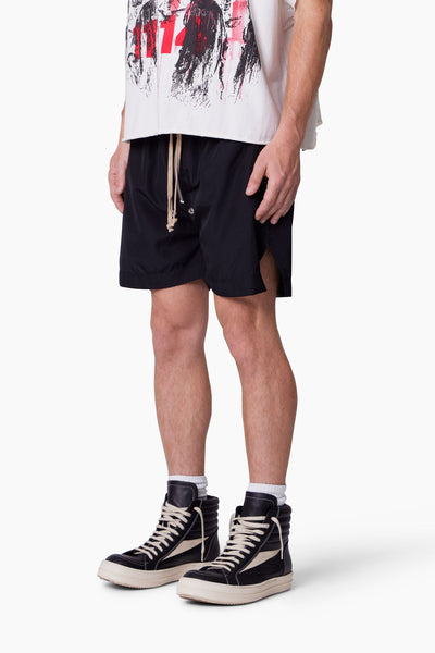 Lightweight-Zippered-Shorts-Black-3_62e8c4b8_600x600.jpg