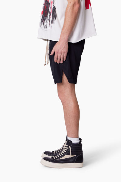 Lightweight-Zippered-Shorts-Black-4_94f744dd_600x600.jpg