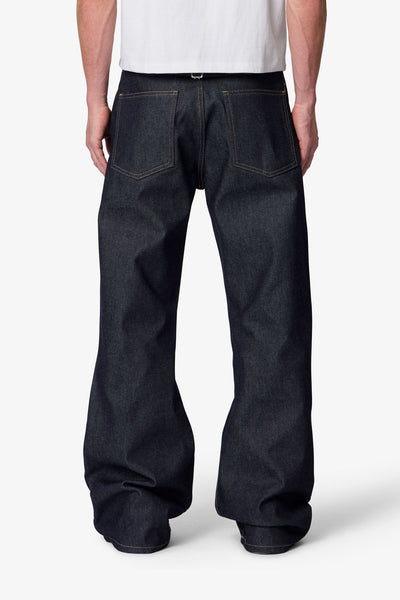 Mule-Pocket-Kick-Flare-Denim-Rinsed-Indigo-5_600x600.jpg