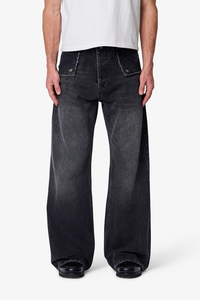 Mule-Pocket-Kick-Flare-Denim-Washed-Black-2_600x600.jpg
