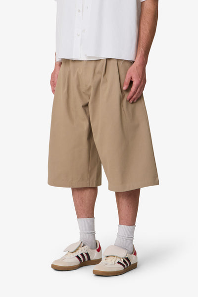 Pleated-Twill-Shorts-Khaki-3_600x600.jpg