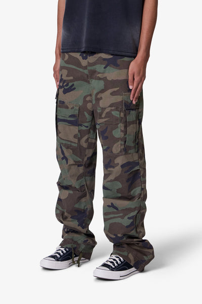 Ultra-Baggy-Cargo-Pants-Camo-3_600x600.jpg