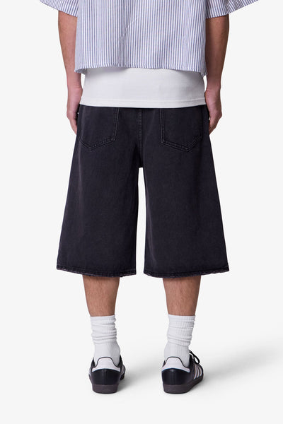 Ultra-Baggy-Denim-Shorts-Black-5_fdceebae_600x600.jpg
