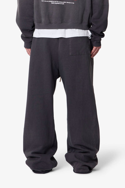 Ultra-Baggy-Enemy-Sweatpants-Washed-Black-5_600x600.jpg