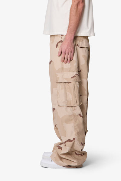 Ultra-Baggy-Military-Cargo-Pants-Desert-Camo-4_600x600.jpg