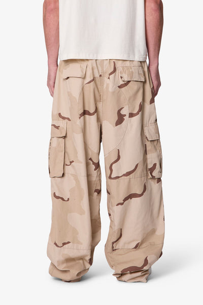 Ultra-Baggy-Military-Cargo-Pants-Desert-Camo-5_600x600.jpg
