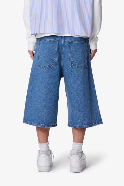 Ultra-Baggy-Pleated-Denim-Shorts-Washed-Blue-5_600x600.jpg