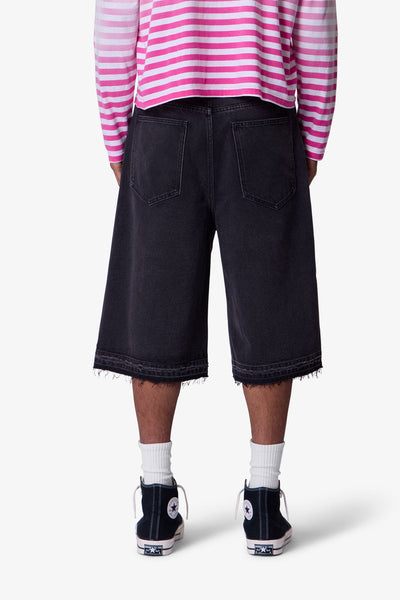 Ultra-Baggy-Raw-Hem-Denim-Shorts-Washed-Black-5_600x600.jpg